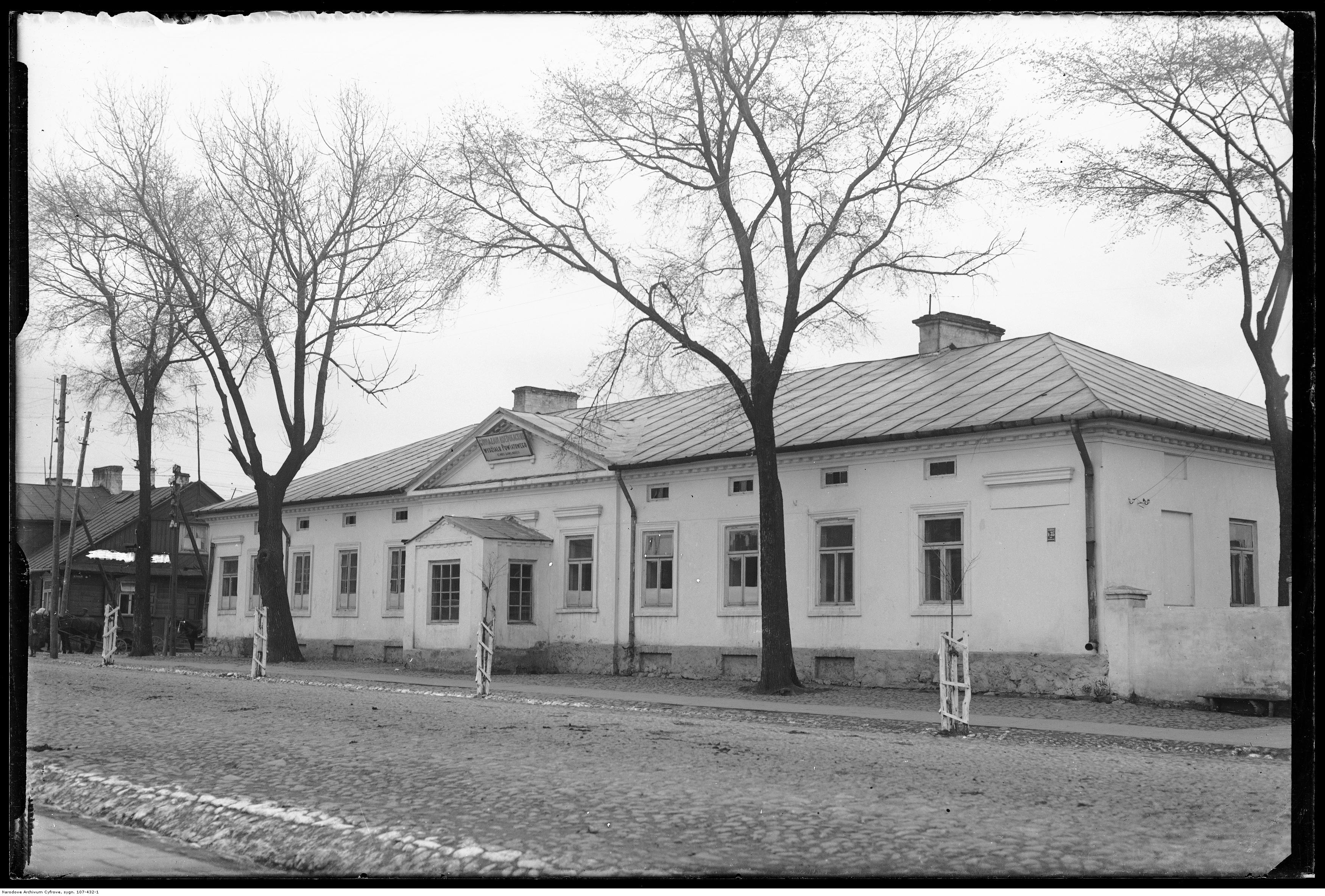 Gimnazjum w Garwolinie 1932 r.