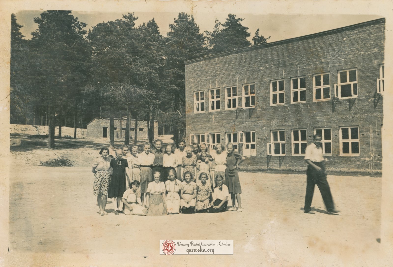 Szkoła w Sobieszynie