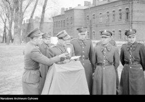 3_39_0_-_9019-1_2_82438008